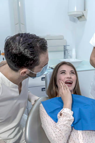 Best Urgent Tooth Repair  in Pretty Bayou, FL